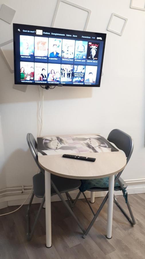 Studio, Chambres, Appartement, Gite Vendegies-sur-Ecaillon Eksteriør billede