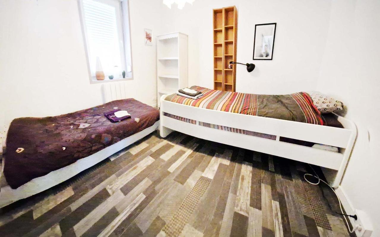Studio, Chambres, Appartement, Gite Vendegies-sur-Ecaillon Eksteriør billede