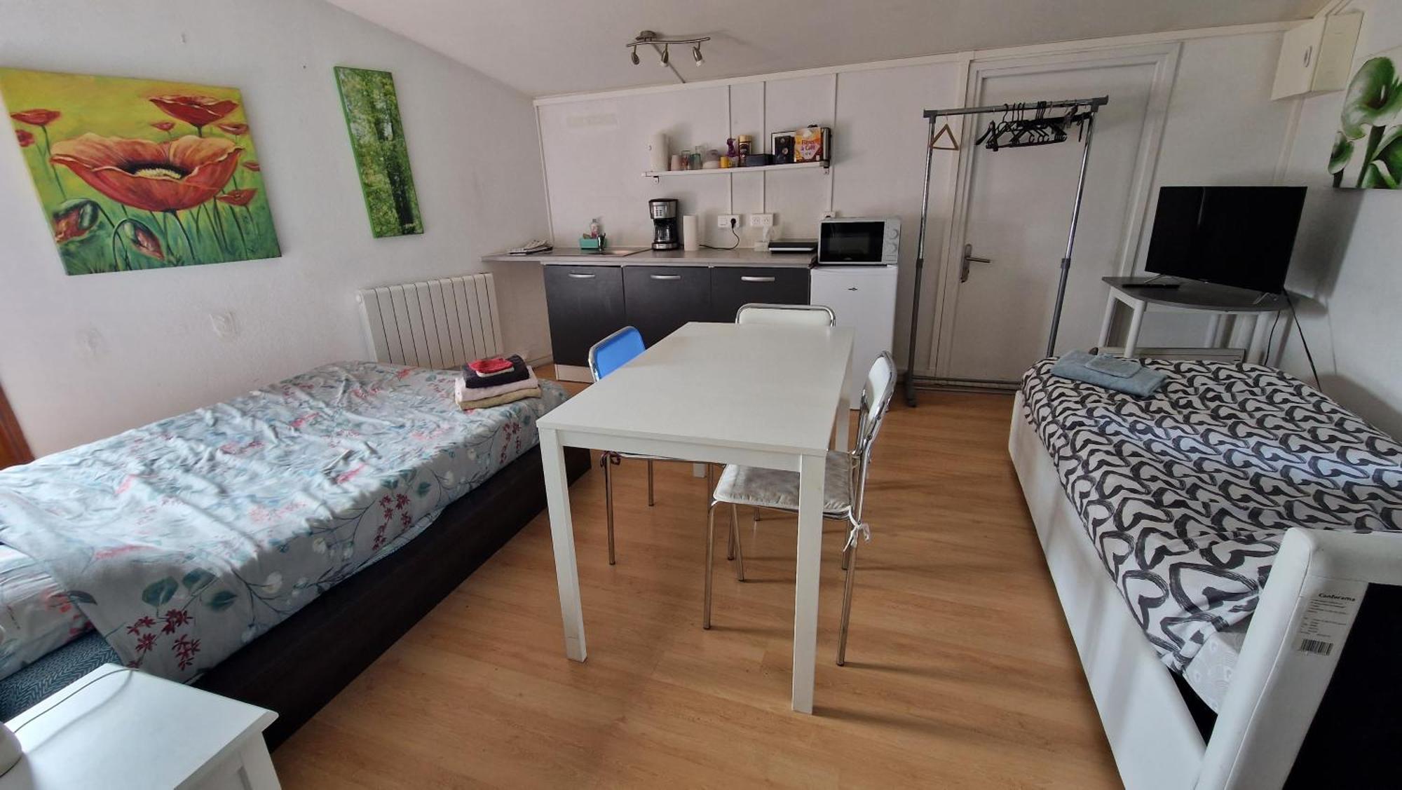 Studio, Chambres, Appartement, Gite Vendegies-sur-Ecaillon Eksteriør billede